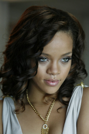 2022-05-03_02-55-21.448Z_20_rihanna_2006_marcel_hemerlijk_amsterdam_photoshoot_008