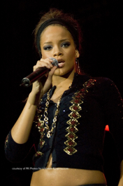 09/23/2006 - Rihanna - Supporting the Black Eyed Peas - Charter One Pavilion on Northerly Island - Chicago, IL, United States - Keywords: Rihanna -  -  - Photo Credit: Adam Bielawski / Photorazzi - Contact (1-866-551-7827)