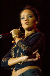 09/23/2006 - Rihanna - Supporting the Black Eyed Peas - Charter One Pavilion on Northerly Island - Chicago, IL, United States - Keywords: Rihanna -  -  - Photo Credit: Adam Bielawski / Photorazzi - Contact (1-866-551-7827)