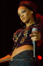 09/23/2006 - Rihanna - Supporting the Black Eyed Peas - Charter One Pavilion on Northerly Island - Chicago, IL, United States - Keywords: Rihanna -  -  - Photo Credit: Adam Bielawski / Photorazzi - Contact (1-866-551-7827)