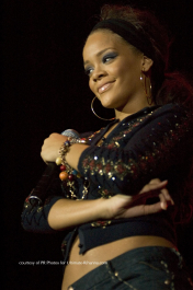 09/23/2006 - Rihanna - Supporting the Black Eyed Peas - Charter One Pavilion on Northerly Island - Chicago, IL, United States - Keywords: Rihanna -  -  - Photo Credit: Adam Bielawski / Photorazzi - Contact (1-866-551-7827)