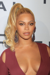 Beyonce_attends_TIDAL_X1020_Amplified_27-scaled