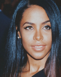 2HHBEYT JUNE 03: Photo of Aaliyah attending the MTV Movie Awards June 3 2000 Credit: Ron Wolfson / Rock Negatives / MediaPunch