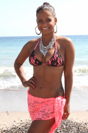 12656_KUGELSCHREIBER_Christina_Milian_hangs_out_on_the_beach_with_friends7_122_464lo-scaled