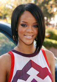 1_2023-12-26_12-44-49.638Z_01_07_Rihanna_07-scaled