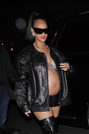 Santa Monica, CA  - *EXCLUSIVE*  - Rihanna shows off her burgeoning baby bump as she leaves Giorgio Baldi restaurant after having dinner with friends in Santa Monica.  Pictured: Rihanna  BACKGRID USA 13 MARCH 2022  USA: +1 310 798 9111 / usasales@backgrid.com  UK: +44 208 344 2007 / uksales@backgrid.com  *UK Clients - Pictures Containing Children
Please Pixelate Face Prior To Publication*