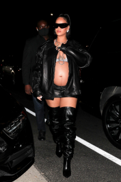 Santa Monica, CA  - *EXCLUSIVE*  - Rihanna shows off her burgeoning baby bump as she leaves Giorgio Baldi restaurant after having dinner with friends in Santa Monica. Shot on 03/12/22.  Pictured: Rihanna  BACKGRID USA 13 MARCH 2022  USA: +1 310 798 9111 / usasales@backgrid.com  UK: +44 208 344 2007 / uksales@backgrid.com  *UK Clients - Pictures Containing Children
Please Pixelate Face Prior To Publication*