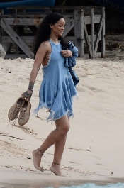 EXCLUSIVE: **PREMIUM RATES APPLY** Rihanna pictured on a party boat in Barbados
<p>
Pictured: Rihanna
<b>Ref: SPL1200963  271215   EXCLUSIVE</b><br />
Picture by: Shanice King/246Paps/Splash News<br />
</p><p>
<b>Splash News and Pictures</b><br />
Los Angeles:	310-821-2666<br />
New York:	212-619-2666<br />
London:	870-934-2666<br />
photodesk@splashnews.com<br />
</p>