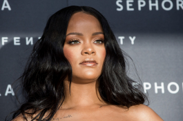 Mandatory Credit: Photo by Nicola Marfisi/AGF/REX/Shutterstock (9565278z)
Rihanna
'Fenty' by Rihanna makeup launch, Milan, Italy - 05 Apr 2018