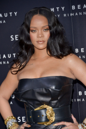 Mandatory Credit: Photo by Simone Comi/IPA/REX/Shutterstock (9547273j)
Rihanna
'Fenty' by Rihanna makeup launch, Milan, Italy - 05 Apr 2018