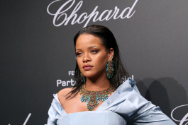 CANNES, FRANCE - MAY 19:  Rihanna attends the Chopard SPACE Party, hosted by Chopard's co-president Caroline Scheufele and Rihanna, at Port Canto on May 19, 2017, in Cannes, France.  (Photo by Gisela Schober/WireImage)