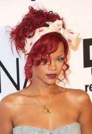 2022-04-26_03-51-30.268Z_22_RihannaatWestfieldShoppingCentreRedCarpet_120-scaled