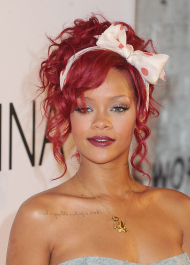 2022-04-26_03-51-30.268Z_45_RihannaatWestfieldShoppingCentreRedCarpet_55