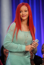 2022-04-26_04-15-54.632Z_06_kaneda_Rihanna_2010_11_15_atatapingof106andParkatBETStudios_18-scaled