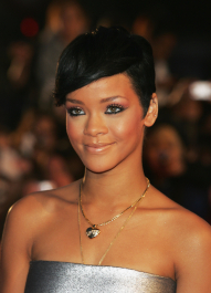 arrives at the Brit Awards 2008 at Earls Court on February 20, 2008 in London, England.