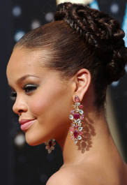 2022-05-02_05-58-12.366Z_20_Rihanna2B20062BBET2BAwards2BPfSnw2g1fZRl