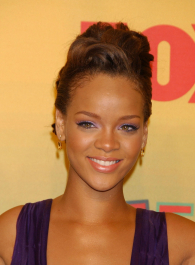 Rihanna in the pressroom at the 2006 Teen Choice Awards held at the Gibson Amphitheater on August 20, 2006 in Universal City, Ca (AP Photo / Tammie Arroyo)