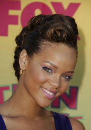 2022-05-02_05-58-53.512Z_13_rihanna_fenty_902