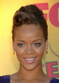 2022-05-02_05-58-53.512Z_15_rihanna_fenty_905