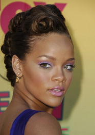 2022-05-02_05-58-53.512Z_32_rihanna_fenty_928