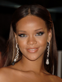 2022-05-02_05-59-49.622Z_24_rihanna_fenty_282