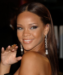 2022-05-02_05-59-49.622Z_31_rihanna_fenty_285