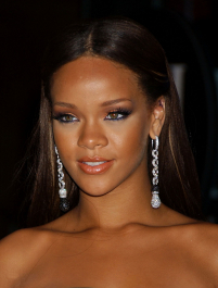 Rihanna arrives at the 2006 BMI Urban Awards held at Roseland on August 30, 2006 in New York City, NY (AP Photo / Tammie Arroyo)