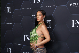 LOS ANGELES, CALIFORNIA - FEBRUARY 11: Rihanna poses for a picture as she celebrates her beauty brands fenty beauty and fenty skin at Goya Studios on February 11, 2022 in Los Angeles, California. (Photo by Mike Coppola/Getty Images)