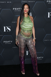 Mandatory Credit: Photo by John Salangsang/Shutterstock (12800782by)
Rihanna
Fenty Beauty and Fenty Skin photocall, Los Angeles, California, USA - 11 Feb 2022