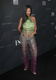 Fendy Beauty and Fenty Skin photocall.
11 Feb 2022
Pictured: Rihanna.
Photo credit: Jen Lowery/MEGA  TheMegaAgency.com
+1 888 505 6342