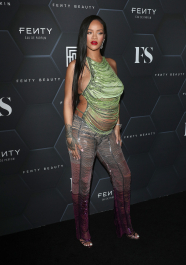 Fendy Beauty and Fenty Skin photocall.
11 Feb 2022
Pictured: Rihanna.
Photo credit: Jen Lowery/MEGA  TheMegaAgency.com
+1 888 505 6342