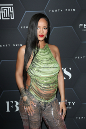 Fendy Beauty and Fenty Skin photocall.
11 Feb 2022
Pictured: Rihanna.
Photo credit: Jen Lowery/MEGA  TheMegaAgency.com
+1 888 505 6342