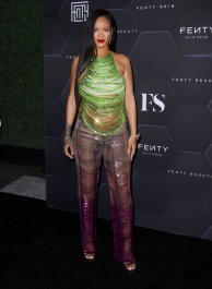 Mandatory Credit: Photo by Diggzy/Shutterstock (12801599ak)
Rihanna
Fenty Beauty and Fenty Skin photocall, Los Angeles, California, USA - 11 Feb 2022