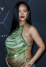 Hollywood, CA  - Fenty Beauty And Fenty Skin Celebration Hosted By Rihanna held at Goya Studios in Hollywood.  Pictured: Rihanna, Robyn Rihanna Fenty NH  BACKGRID USA 11 FEBRUARY 2022  BYLINE MUST READ: Image Press / BACKGRID  USA: +1 310 798 9111 / usasales@backgrid.com  UK: +44 208 344 2007 / uksales@backgrid.com  *UK Clients - Pictures Containing Children
Please Pixelate Face Prior To Publication*