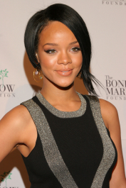 Rihanna==
The LINKS FOR LIFE GALA Benefitting DKMS (The German Bone Marrow Donor Center) and The Bone Marrow Foundation==
Capitale, NYC==
May 8, 2007==
©Patrick McMullan==
Photo - Will Ragozzino/PMc==
==