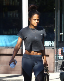 57790111_hqcelebcorner-57786599.jpg.3b727947054352551f3cdbab1b7bf646-scaled