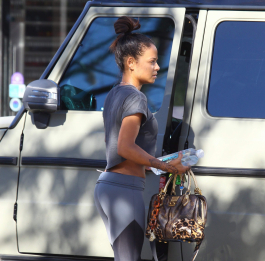 57790146_hqcelebcorner-57786609.jpg.7bc99ccc24721a0869fb2a5f4db5d1d2-scaled