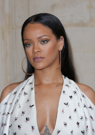 Rihanna_Dior_SS17_156-scaled