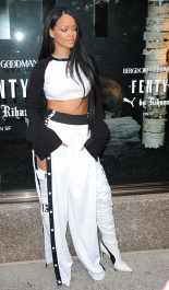 Rihanna_NYC_Puma_PopUp_129-scaled