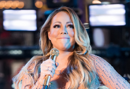 NEW YORK, NY - DECEMBER 31:  Singer Mariah Carey performs during New Year's Eve 2017 in Times Square on December 31, 2016 in New York City.  (Photo by Noam Galai/FilmMagic)